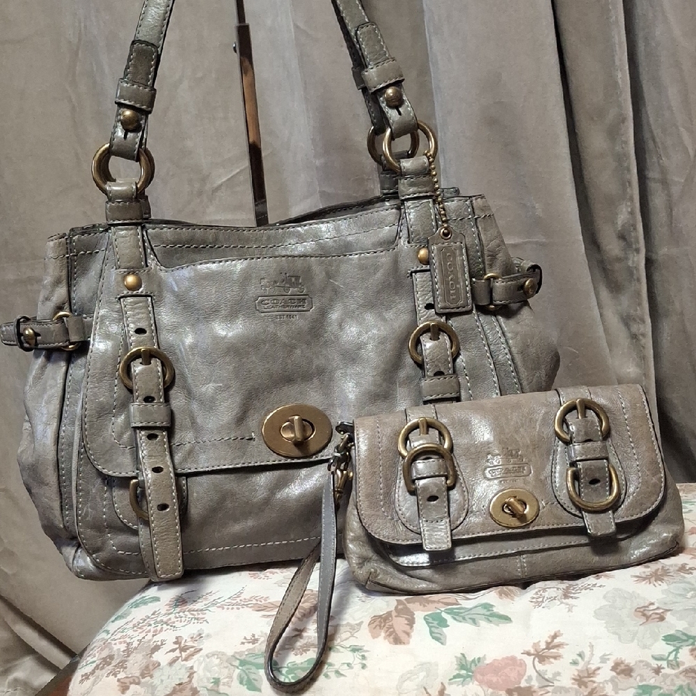 Coach 65th Anniversary Limited Edition Legacy Garcia Shoulderbag And Wristlet